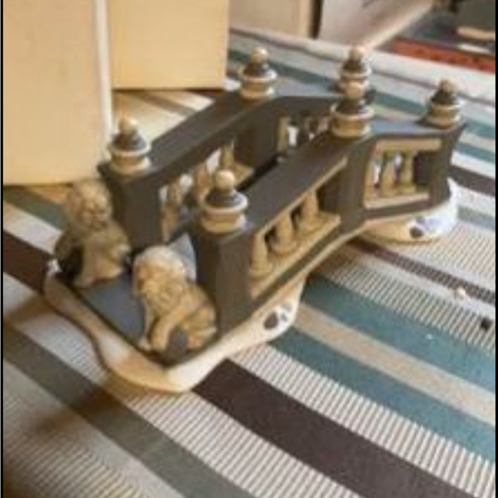 Department 56 Heritage Village Lionhead Bridge